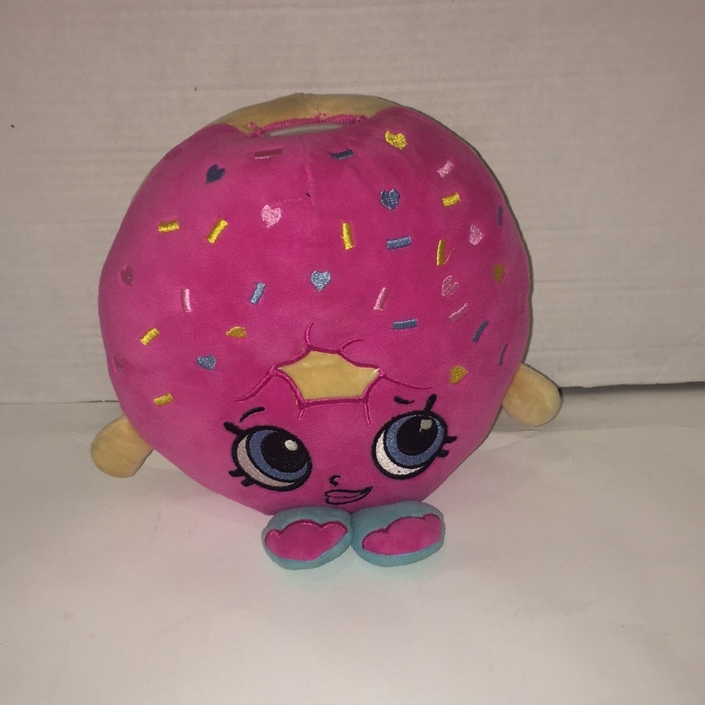Pink Shopkin piggy bank.